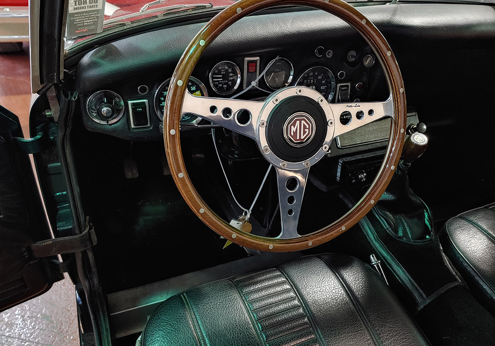 5th Image of a 1976 MG MIDGET