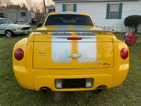 Image 4 of 12 of a 2005 CHEVROLET SSR