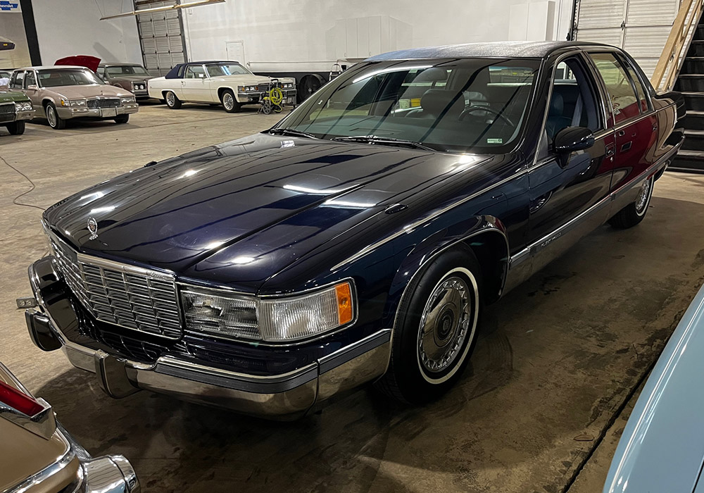 1st Image of a 1994 CADILLAC FLEETWOOD BROUGHAM