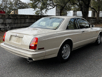 Image 3 of 20 of a 1995 BENTLEY CONTINENTAL R
