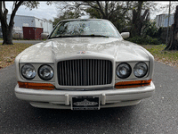 Image 5 of 20 of a 1995 BENTLEY CONTINENTAL R