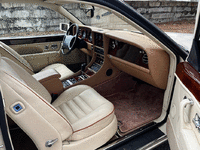 Image 15 of 20 of a 1995 BENTLEY CONTINENTAL R