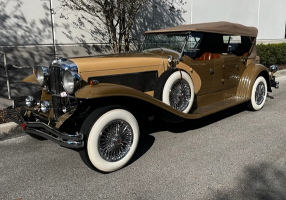 2nd Image of a 1931 DUESENBERG DUAL COWL