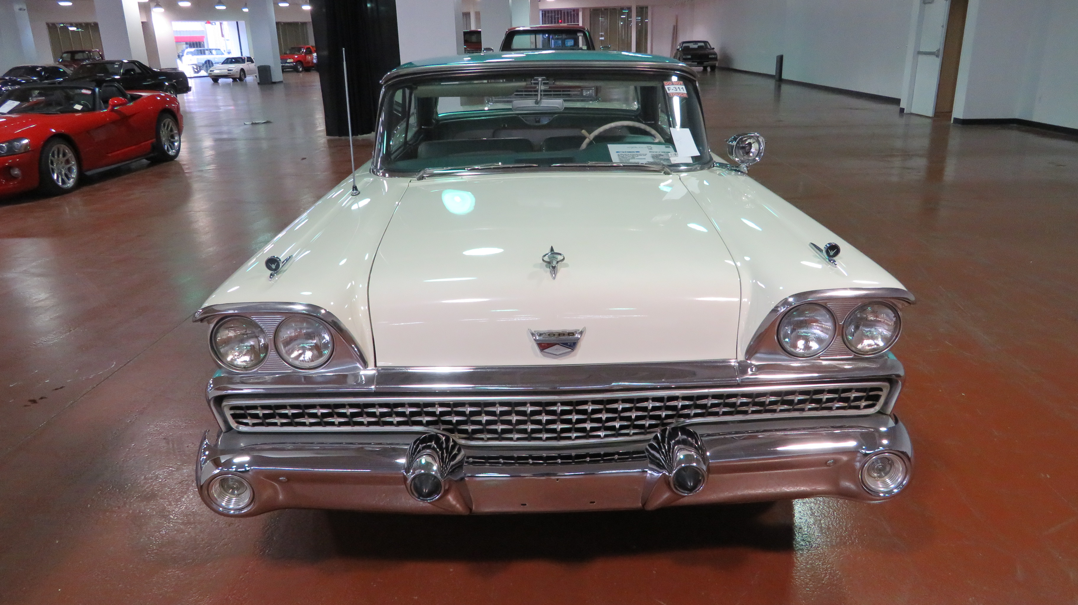 3rd Image of a 1959 FORD GALAXIE 500