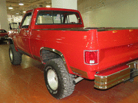 Image 11 of 14 of a 1986 CHEVROLET K10