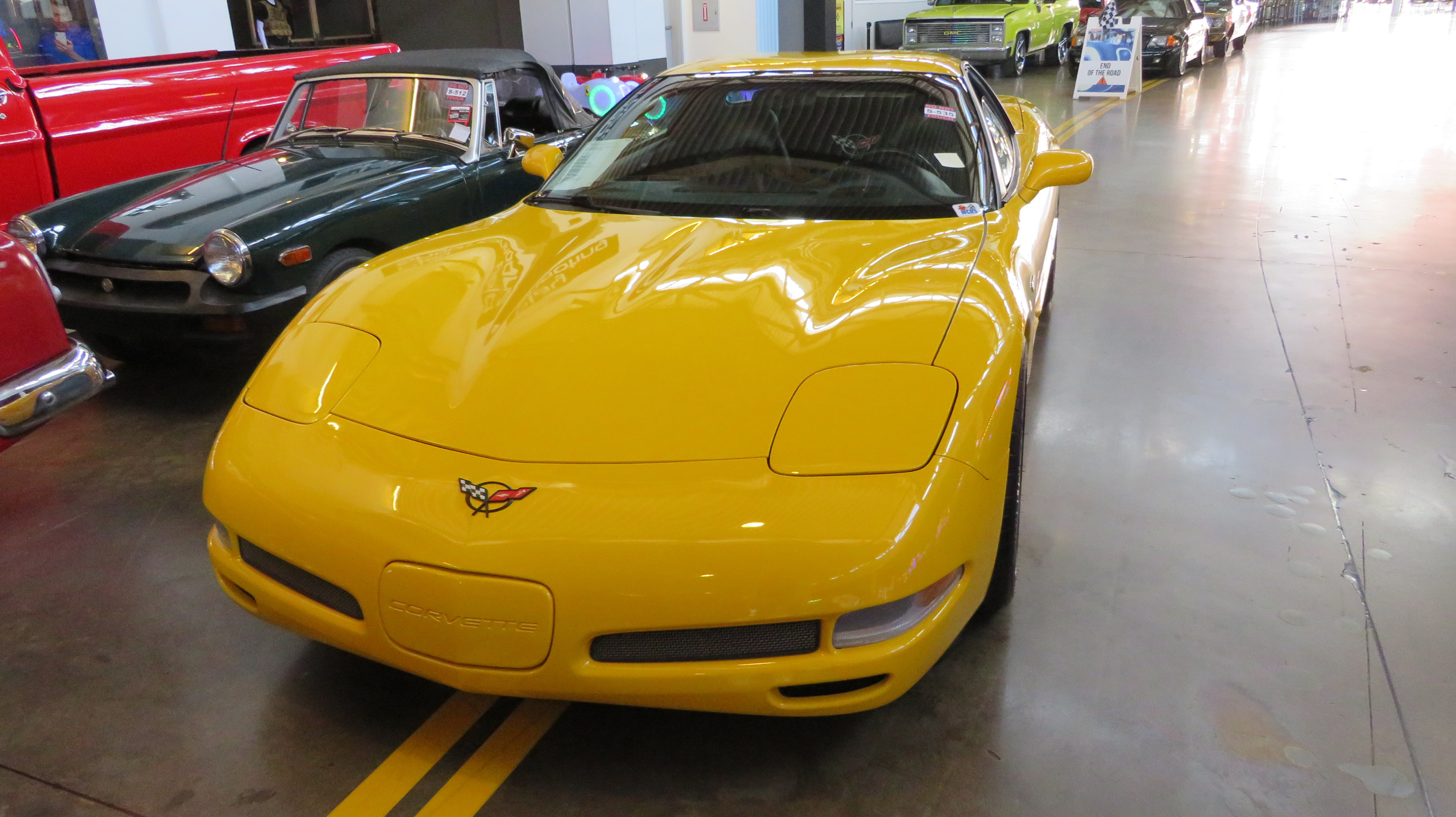 3rd Image of a 2002 CHEVROLET CORVETTE Z06