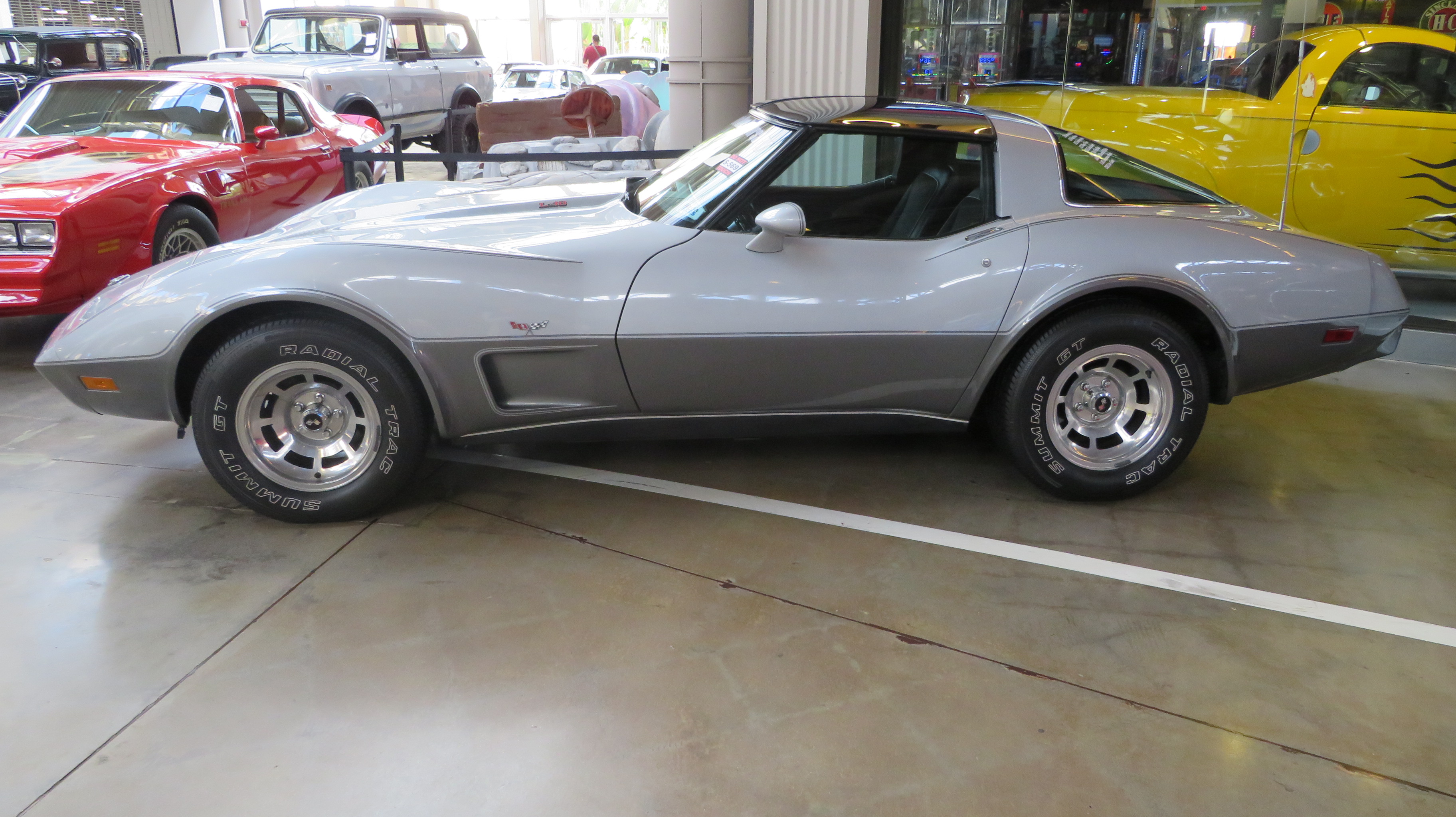 2nd Image of a 1978 CHEVROLET ANNIVERSARY CORVETTE