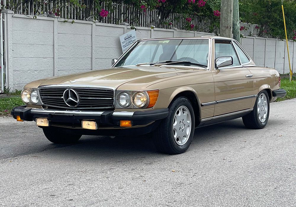 1st Image of a 1985 MERCEDES 380SL