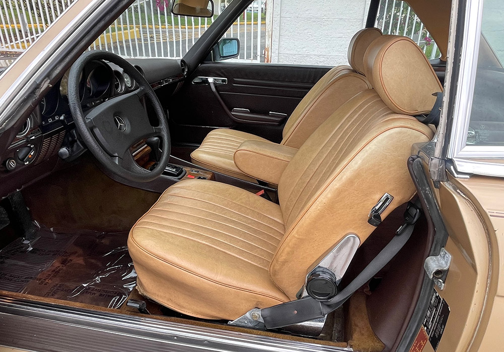 7th Image of a 1985 MERCEDES 380SL