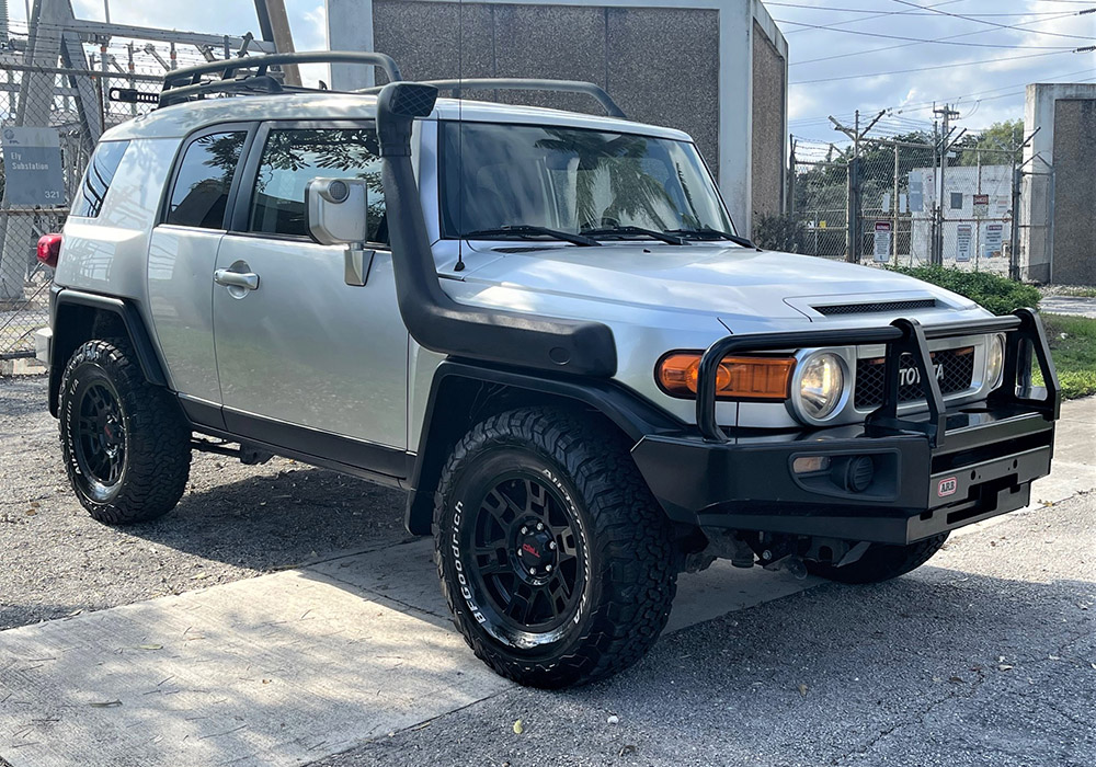 0th Image of a 2007 TOYOTA FJ CRUISER S