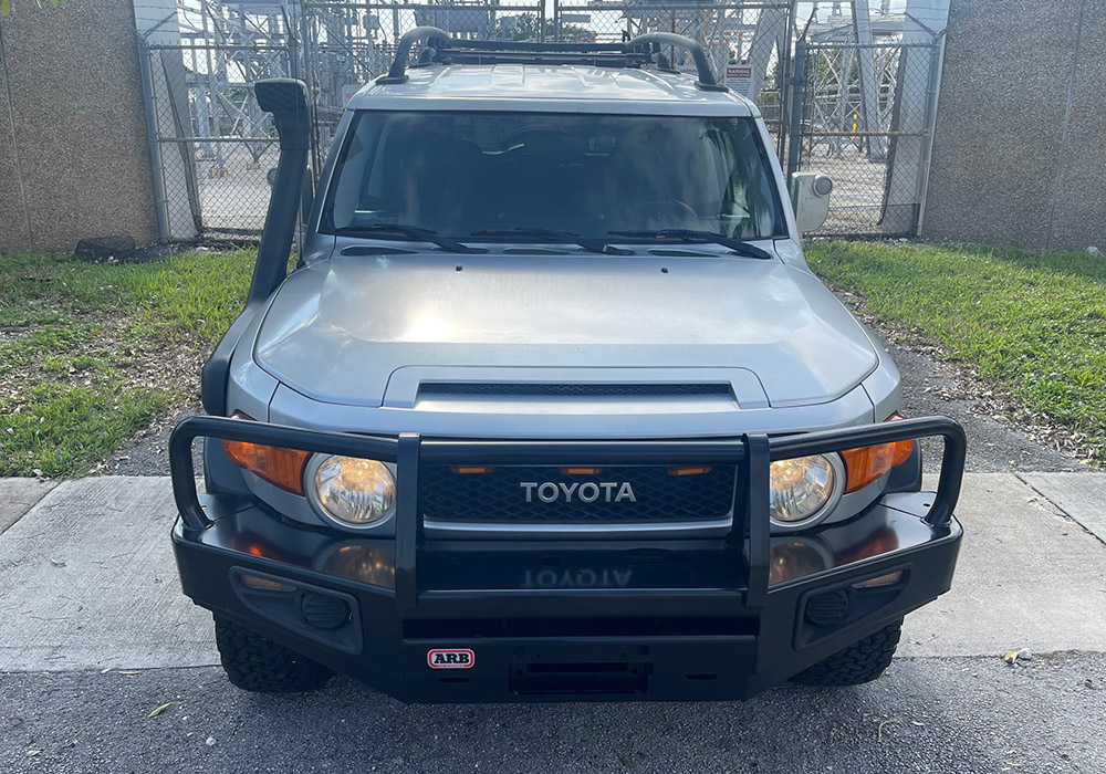 5th Image of a 2007 TOYOTA FJ CRUISER S