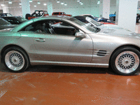 Image 3 of 11 of a 2005 MERCEDES-BENZ SL-CLASS SL500