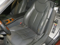 Image 6 of 11 of a 2005 MERCEDES-BENZ SL-CLASS SL500