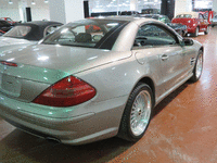 Image 10 of 11 of a 2005 MERCEDES-BENZ SL-CLASS SL500