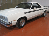 Image 2 of 10 of a 1985 CHEVROLET EL CAMINO