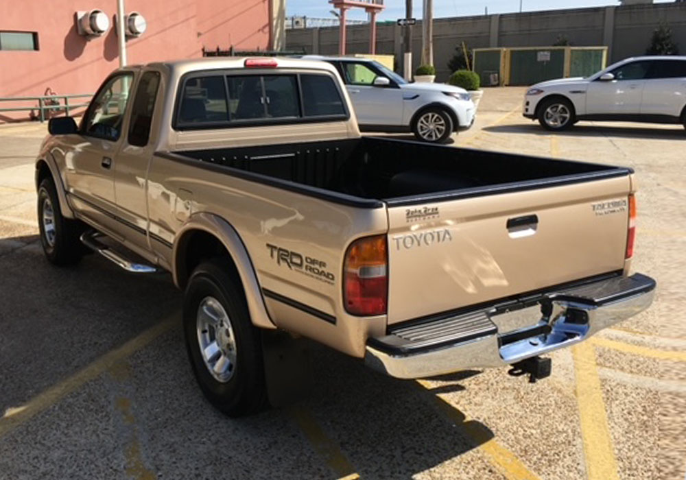 2nd Image of a 1999 TOYOTA TACOMA PRERUNNER