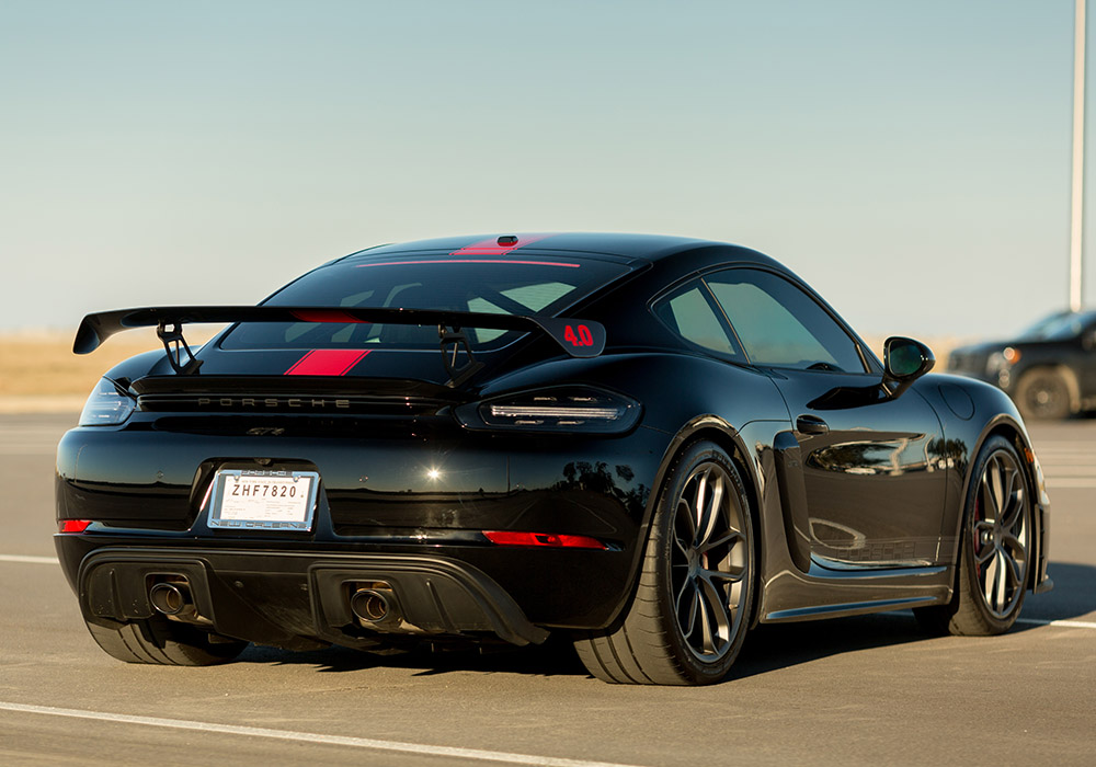 5th Image of a 2021 PORSCHE 718 CAYMAN GT4