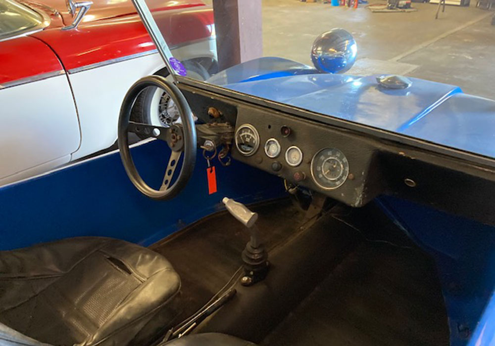 2nd Image of a 1969 VOLKSWAGEN DUNE BUGGY