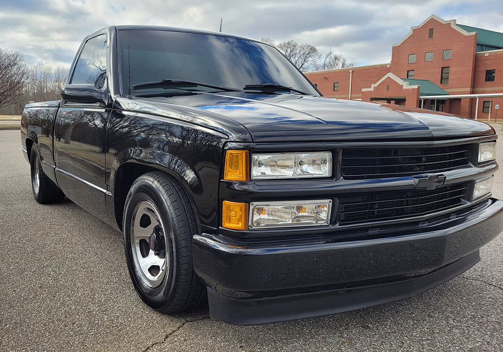 2nd Image of a 1998 CHEVROLET C1500