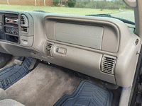 Image 13 of 17 of a 1998 CHEVROLET C1500