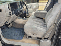 Image 14 of 17 of a 1998 CHEVROLET C1500