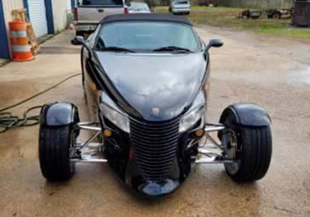 2nd Image of a 2000 PLYMOUTH PROWLER