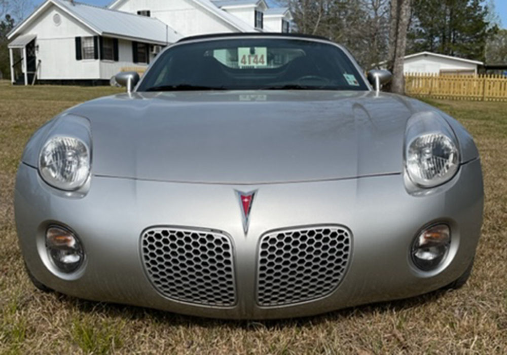 2nd Image of a 2006 PONTIAC SOLSTICE