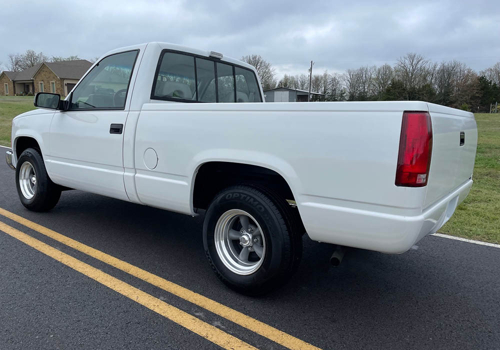 4th Image of a 1991 CHEVROLET C1500