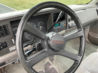 Image 14 of 24 of a 1991 CHEVROLET C1500