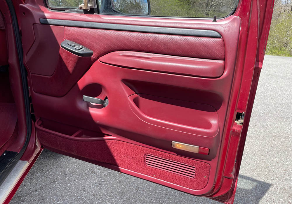 9th Image of a 1996 FORD F-150 XLT
