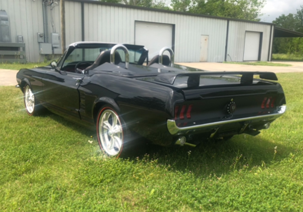 3rd Image of a 1967 FORD MUSTANG