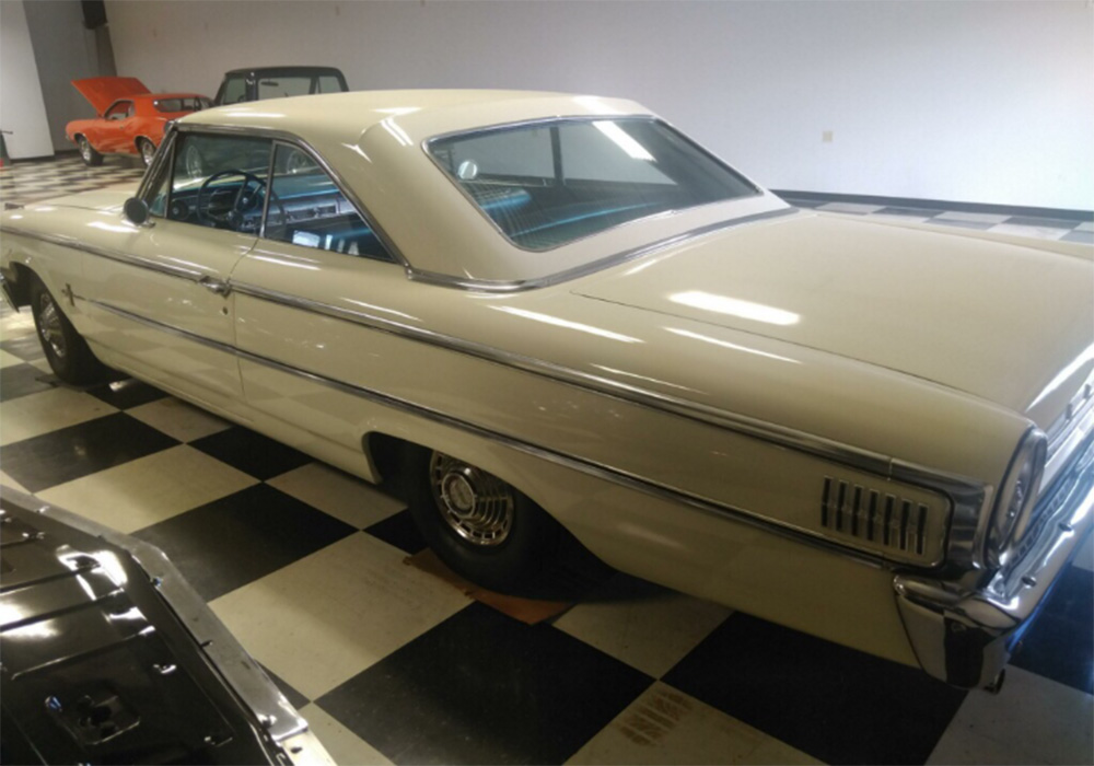 4th Image of a 1963 FORD GALAXIE 500