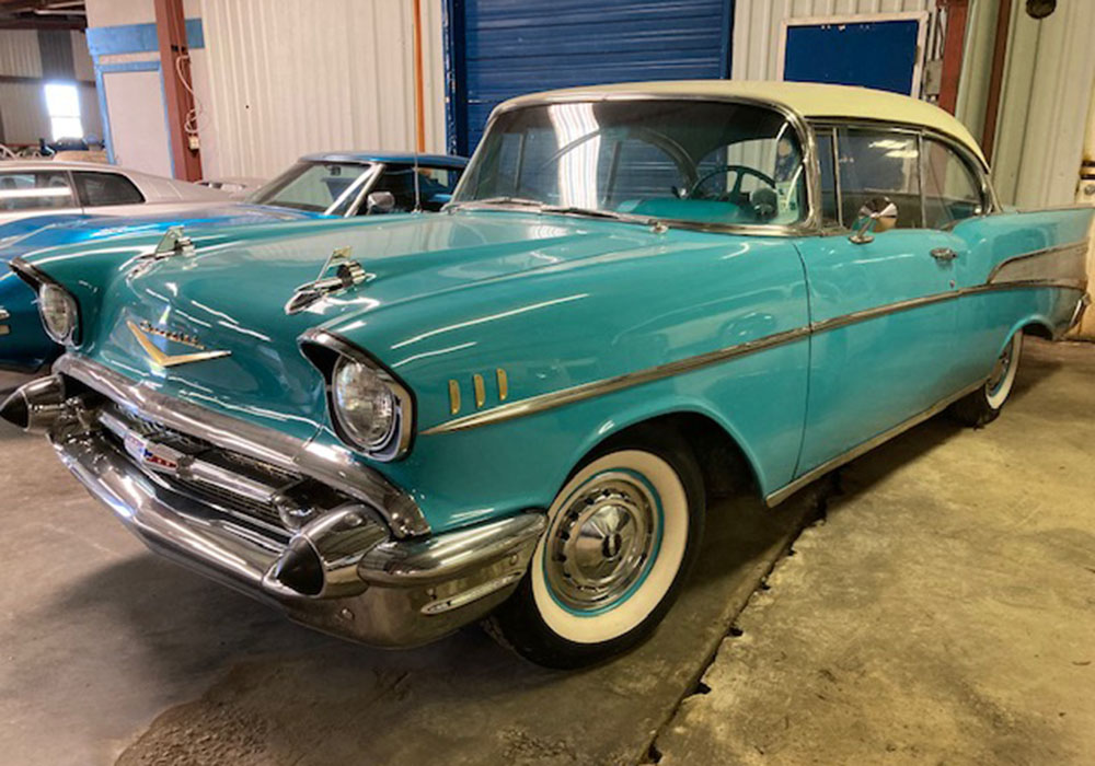 3rd Image of a 1957 CHEVROLET BEL AIR