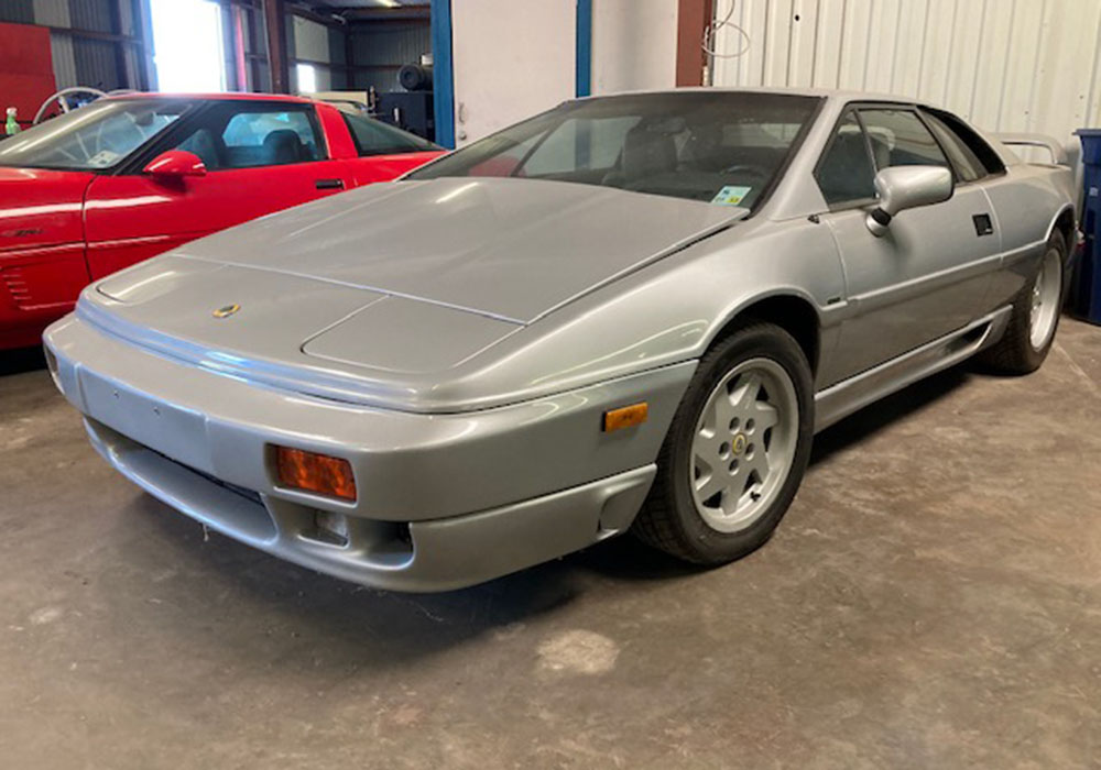 1st Image of a 1993 LOTUS ESPRIT 3 SE