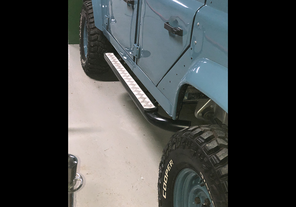 9th Image of a 1989 LAND ROVER DEFENDER 110