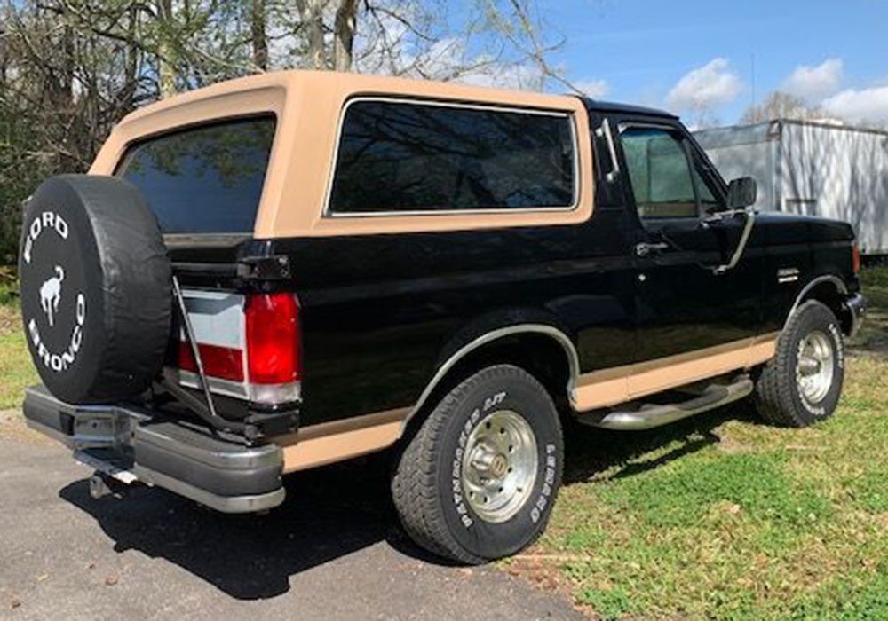 1st Image of a 1989 FORD BRONCO XLT