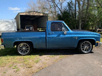 Image 6 of 13 of a 1983 CHEVROLET C10