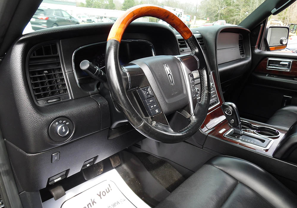 7th Image of a 2017 LINCOLN NAVIGATOR L SELECT