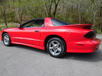 Image 4 of 14 of a 1993 PONTIAC TRANS AM