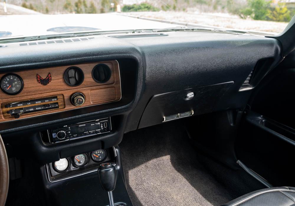 7th Image of a 1970 PONTIAC FIREBIRD FORMULA 400