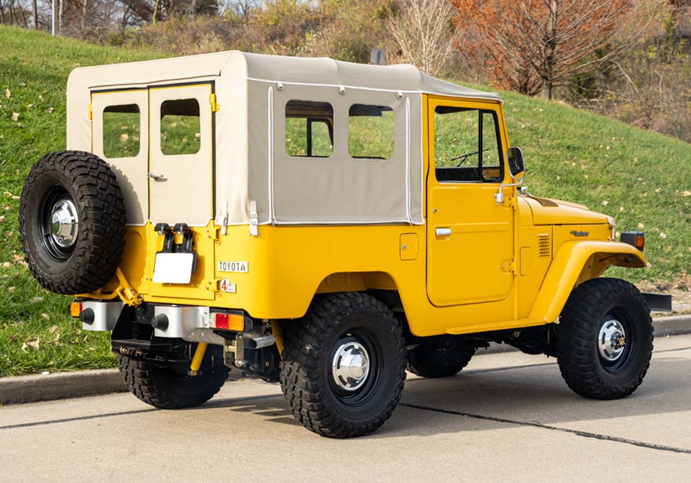 1st Image of a 1980 TOYOTA FJ40