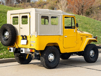 Image 2 of 8 of a 1980 TOYOTA FJ40