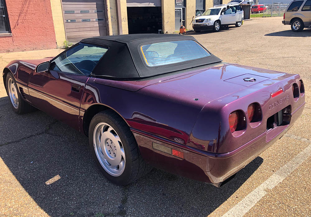 3rd Image of a 1995 CHEVROLET CORVETTE