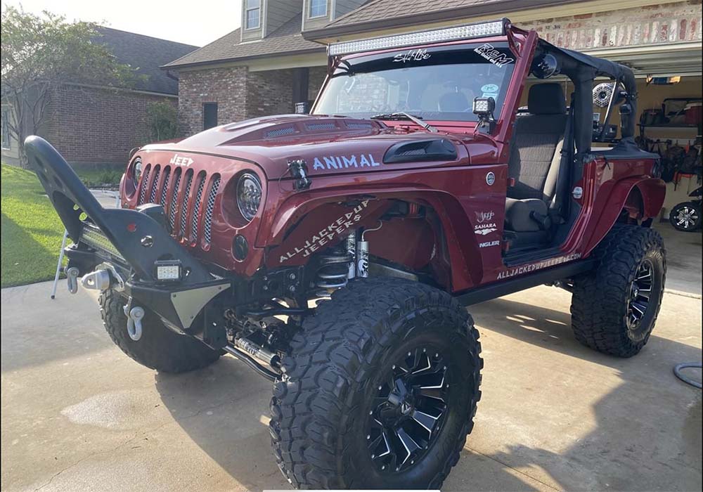 2nd Image of a 2011 JEEP WRANGLER SAHARA