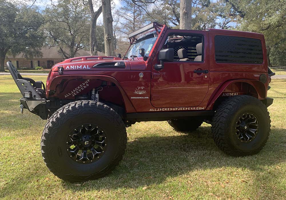 8th Image of a 2011 JEEP WRANGLER SAHARA