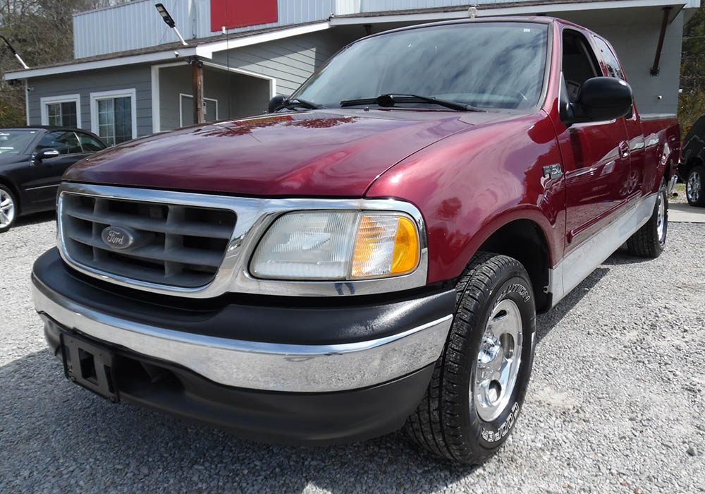 1st Image of a 2003 FORD F150 XLT