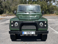 Image 4 of 8 of a 1994 LAND ROVER DEFENDER 110