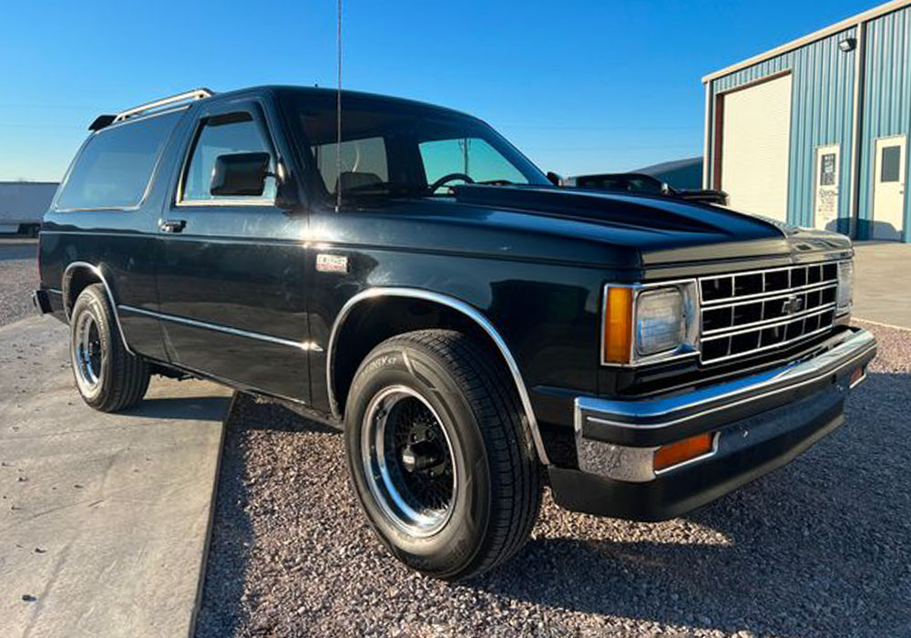 0th Image of a 1988 CHEVROLET S10 BLAZER