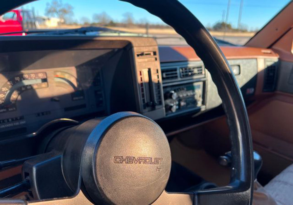 4th Image of a 1988 CHEVROLET S10 BLAZER