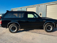 Image 3 of 8 of a 1988 CHEVROLET S10 BLAZER
